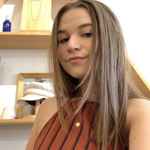 Meet your Posher, Sami